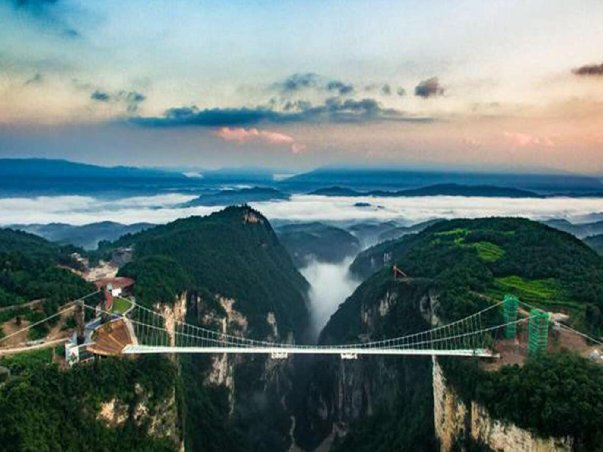 Zhangjiajie Dreamway Hotel - Free Pick Up Service エクステリア 写真