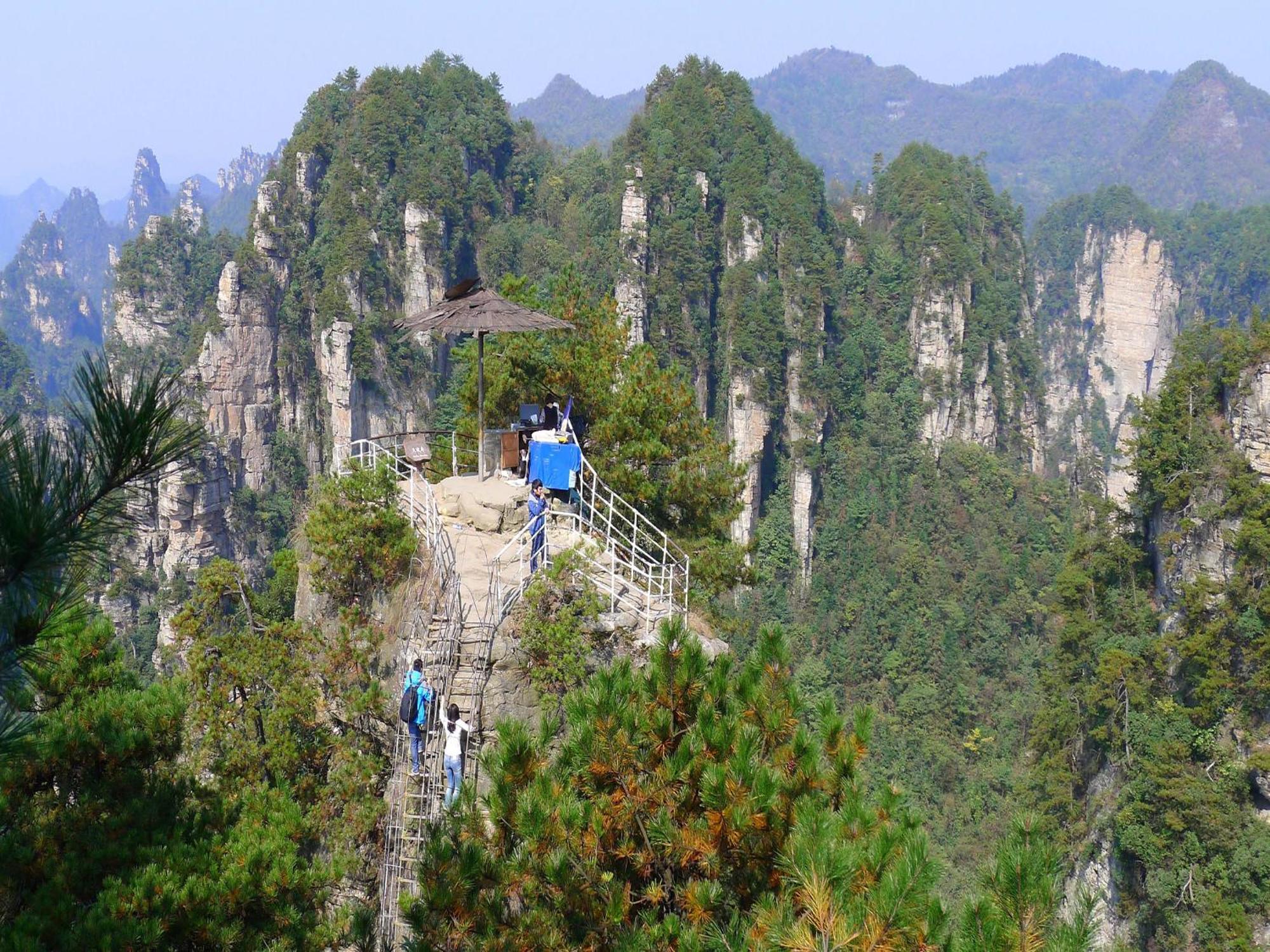 Zhangjiajie Dreamway Hotel - Free Pick Up Service エクステリア 写真
